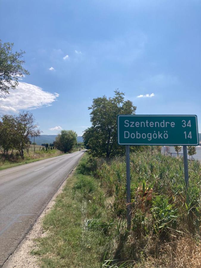 Apartman-Donau Tát Zewnętrze zdjęcie